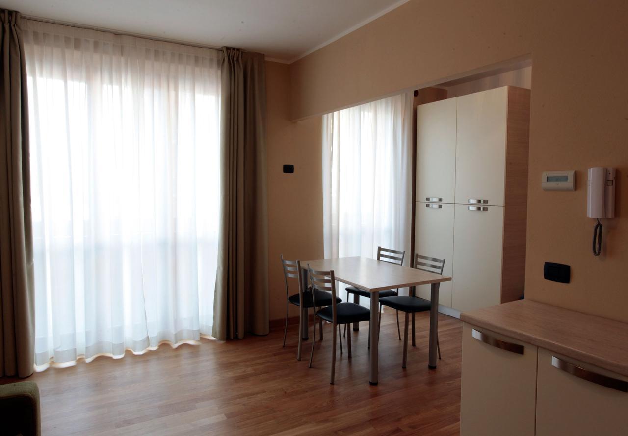 Residence Sant'Anna Ponte San Pietro  Buitenkant foto