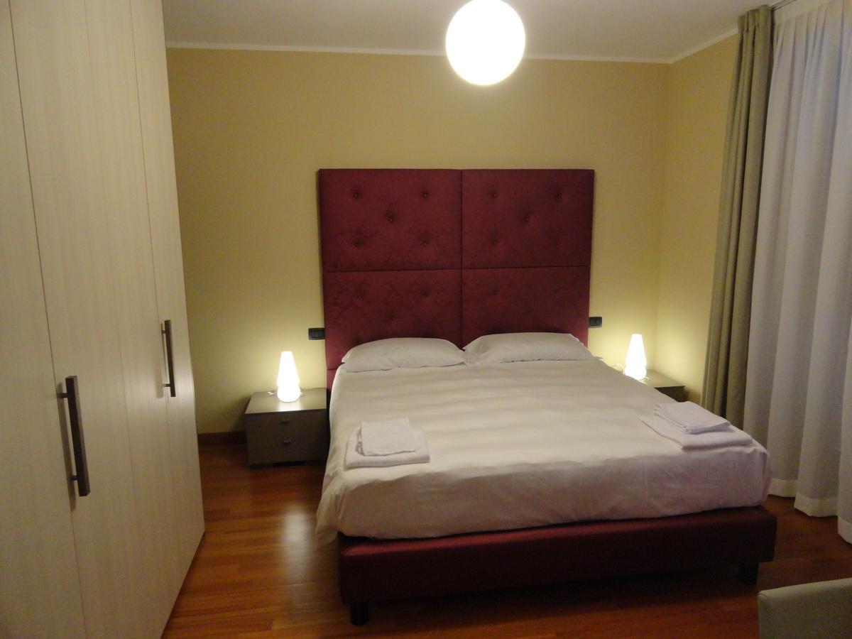 Residence Sant'Anna Ponte San Pietro  Buitenkant foto